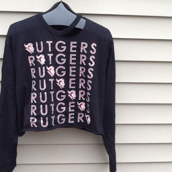 VS Rutgers off the shoulder cold spell out sz L - Picture 4 of 4